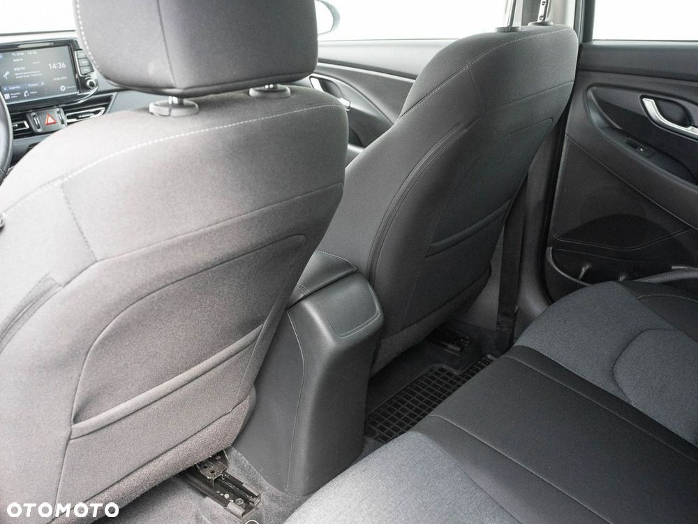 Hyundai i30 1.5 DPI Smart - 23