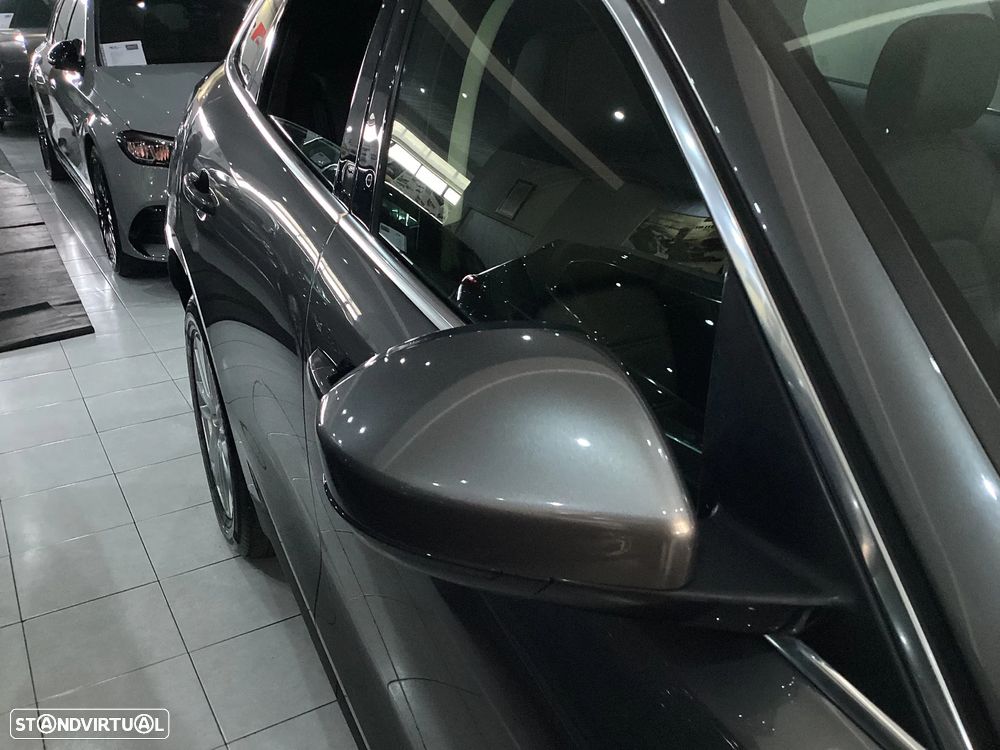 Jaguar F-Pace 2.0 i4D Portfolio Aut. - 11