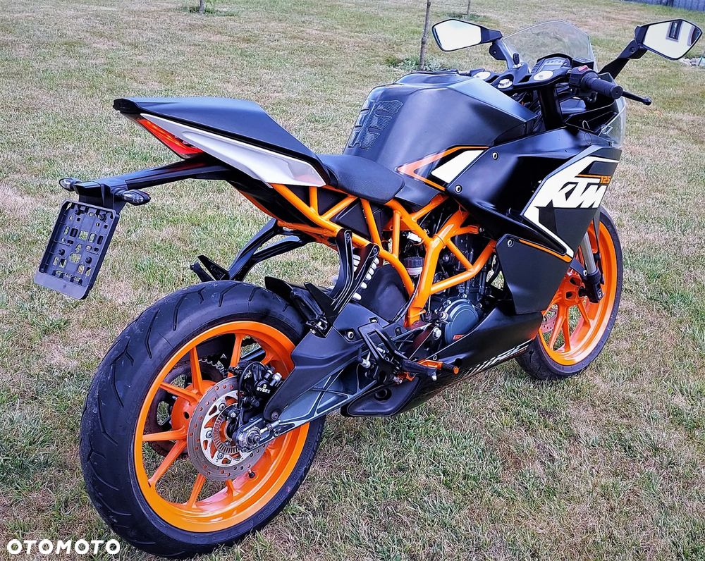 KTM RC 125 - 9