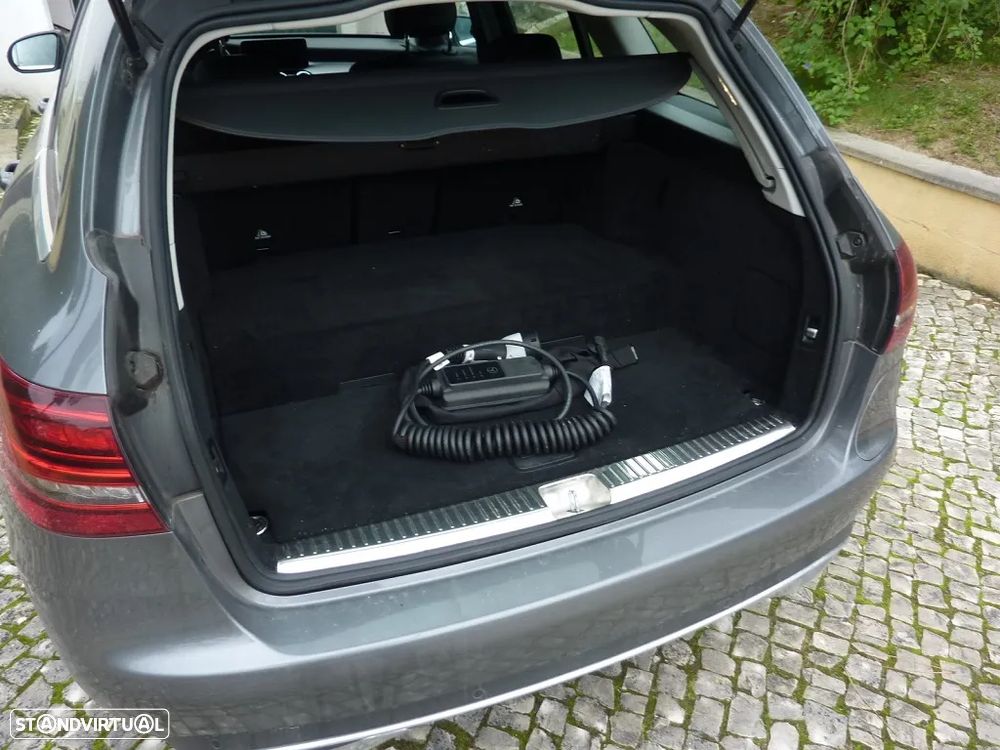 Mercedes-Benz C 300 de Avantgarde - 27