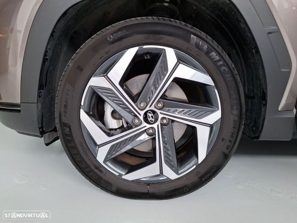 Hyundai Tucson 1.6 T-GDI HEV Premium - 23