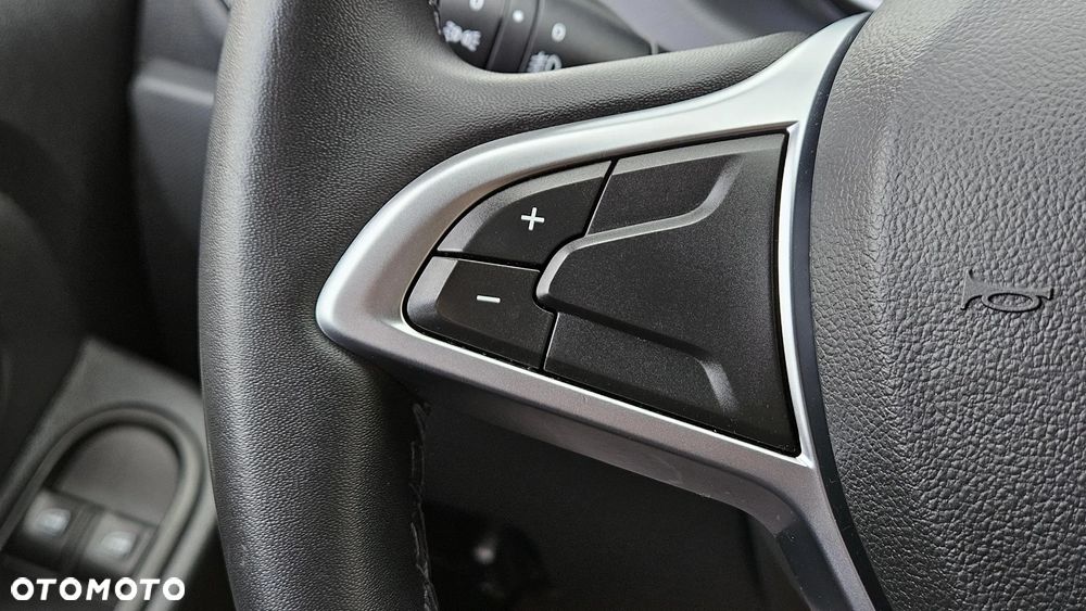 Dacia Duster 1.6 SCe Prestige - 33