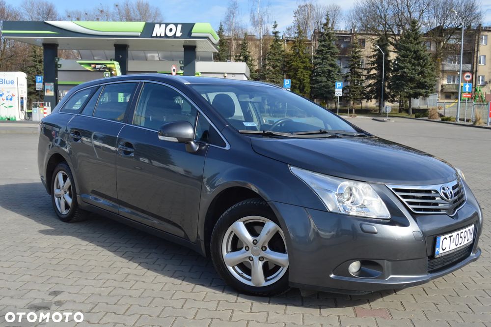 Toyota Avensis 2.0 D-4D Sol - 3