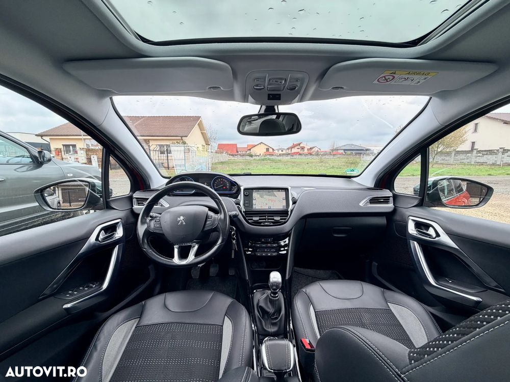 Peugeot 2008 PureTech 130 Stop&Start GT-Line Edition - 5