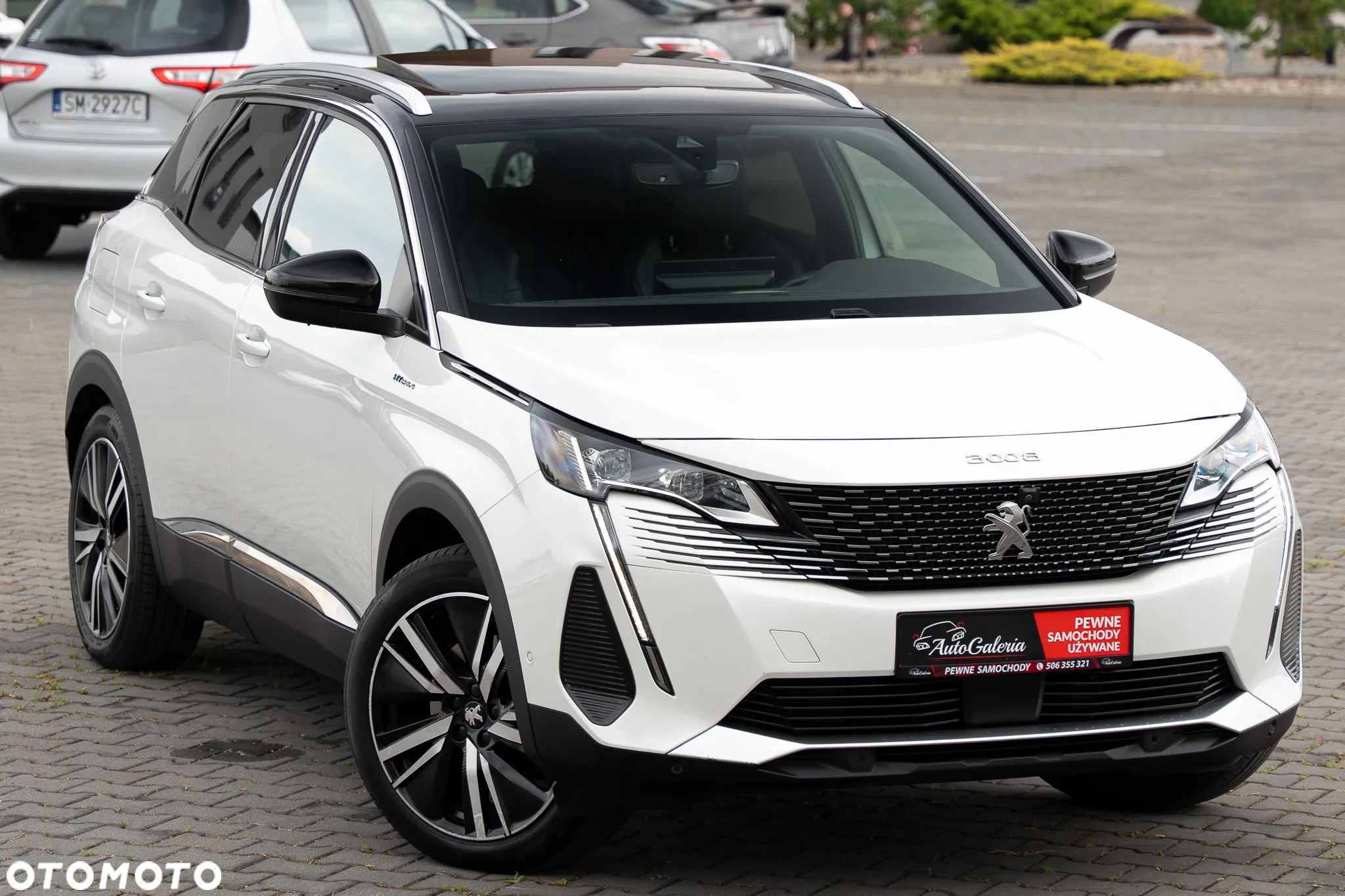 Peugeot 3008 Hybrid4 300 e-EAT8 GT - 6