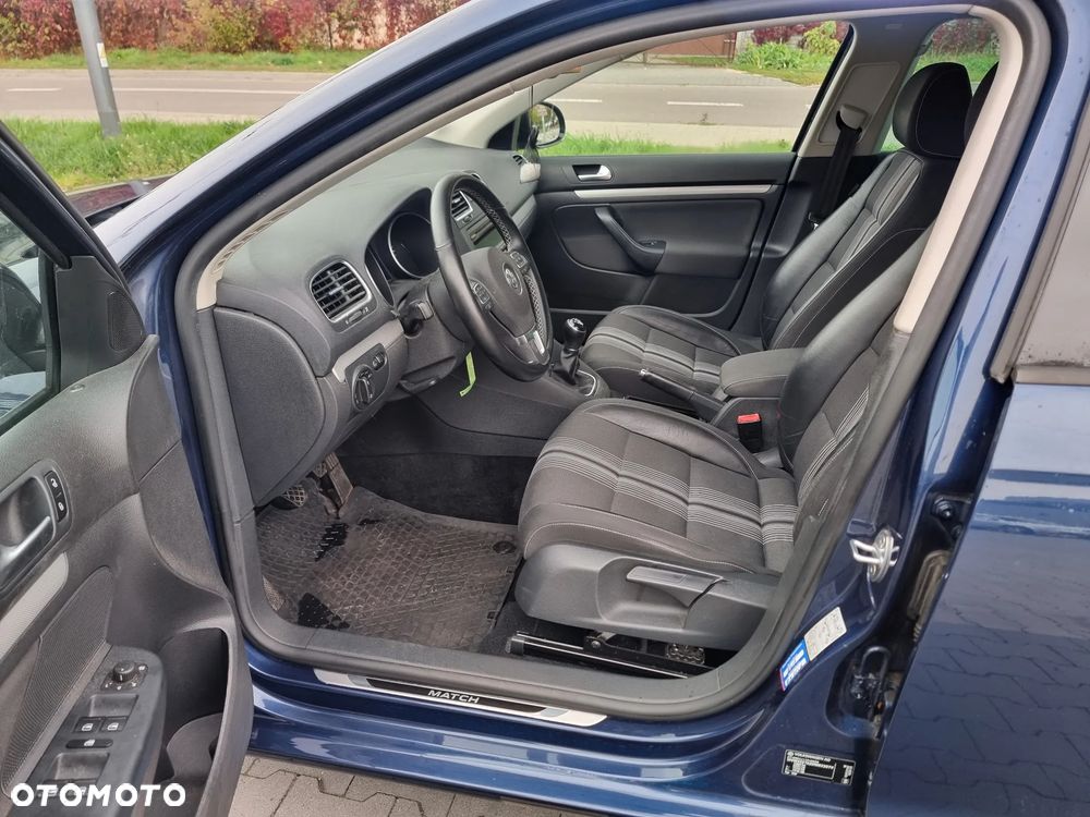 Volkswagen Golf - 13