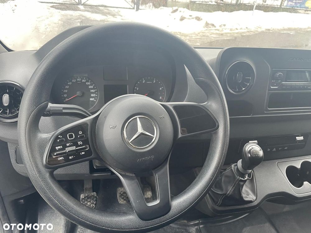 Mercedes-Benz Sprinter L4H2 2022 2.0. 150 KM Pierwszy właściciel - 11