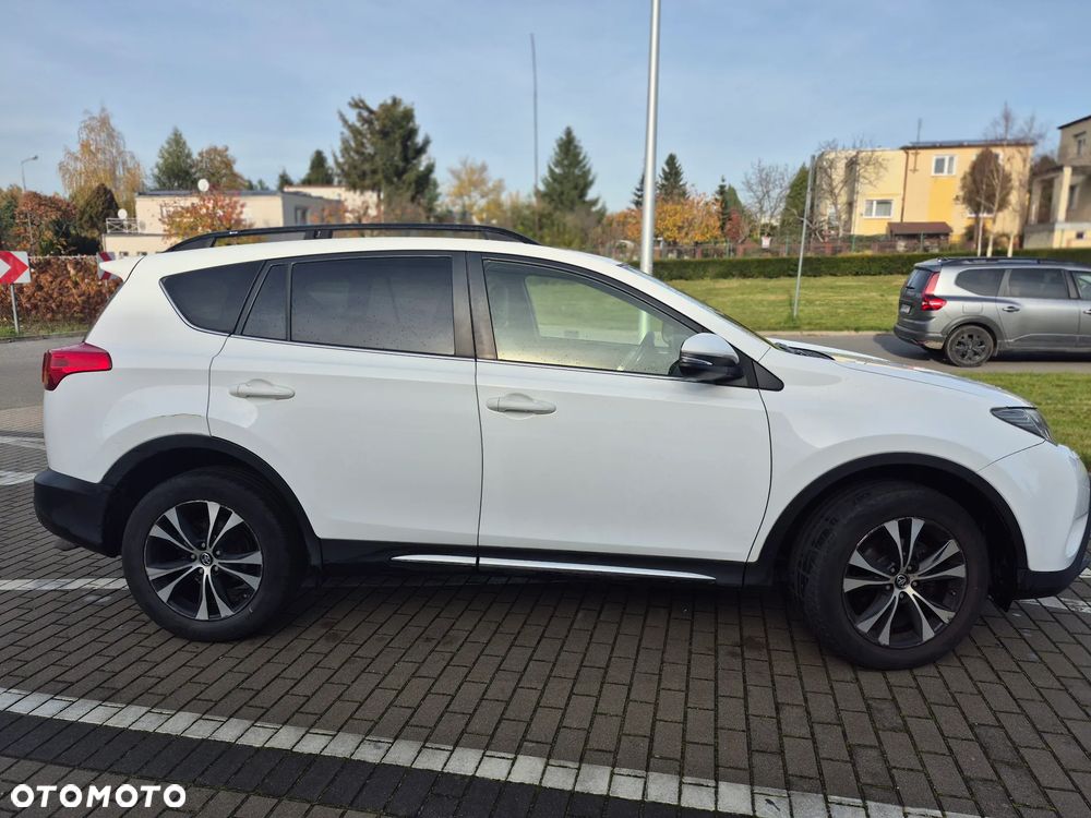 Toyota RAV4 2.0 D-4D Prestige - 3