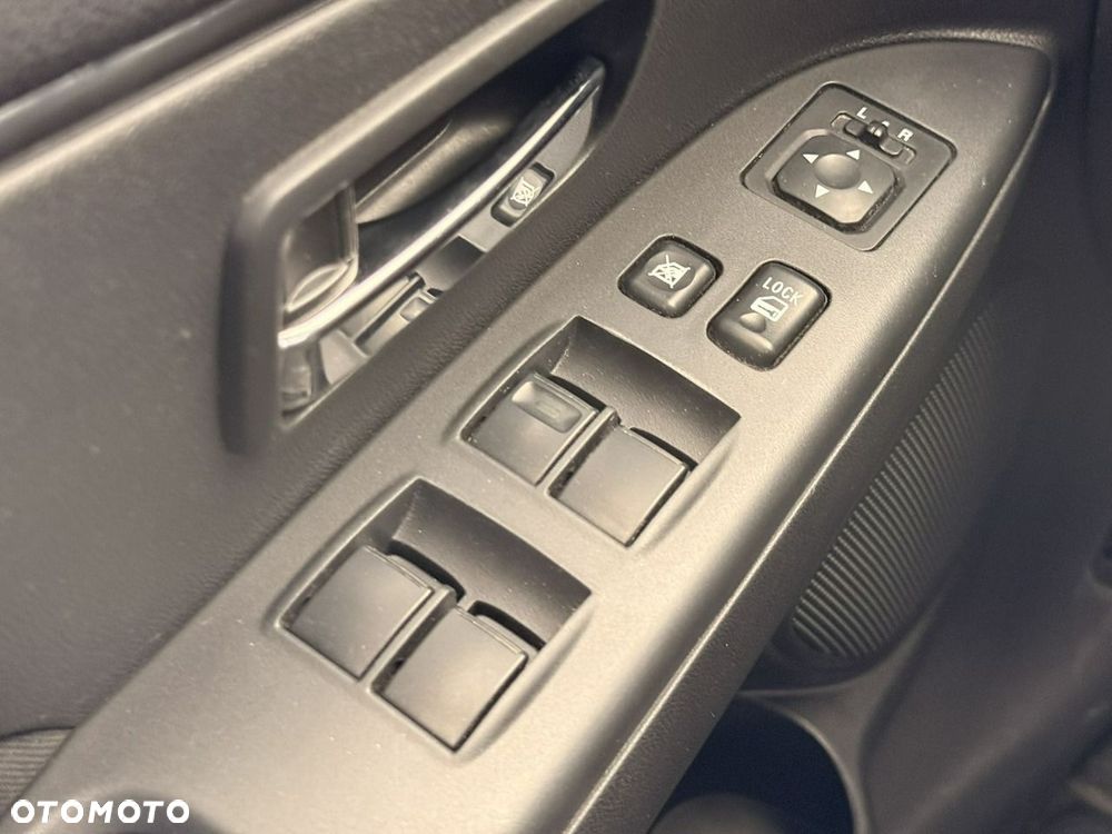 Mitsubishi ASX - 17