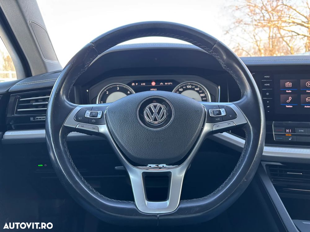 Volkswagen Touareg V6 TDI Style - 19