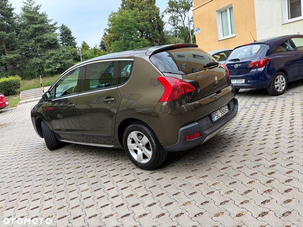 Peugeot 3008 1.6 HDi Premium - 12