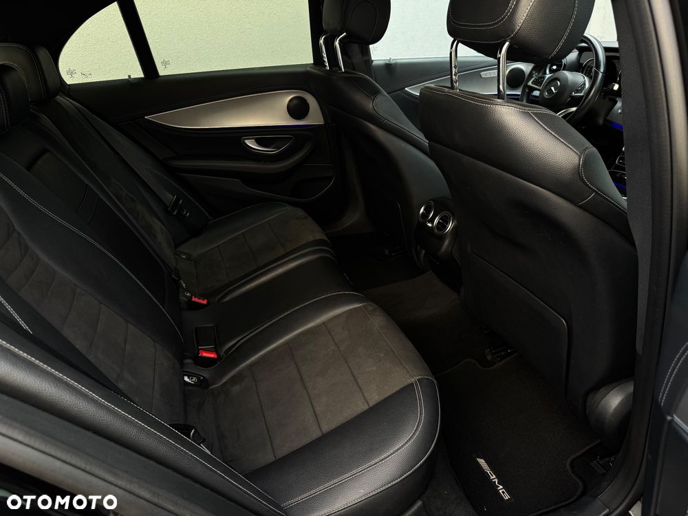 Mercedes-Benz Klasa E 200 9G-TRONIC AMG Line - 37