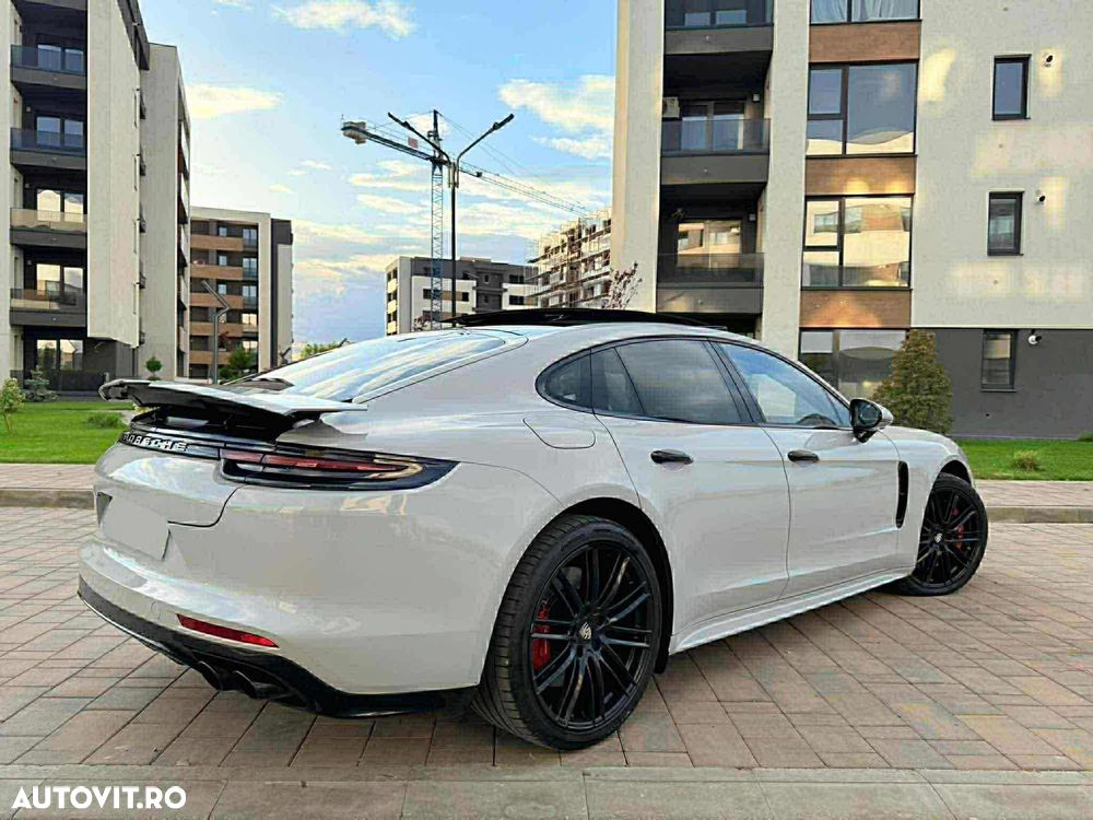 Porsche Panamera Turbo - 7