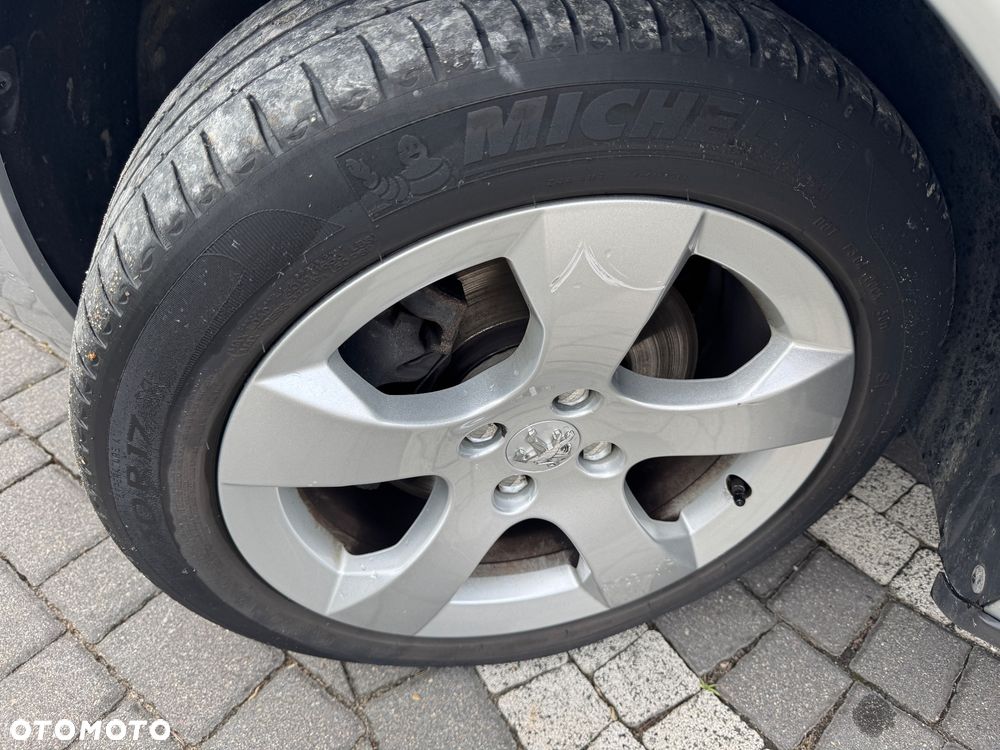 Peugeot 3008 1.6 Premium - 20