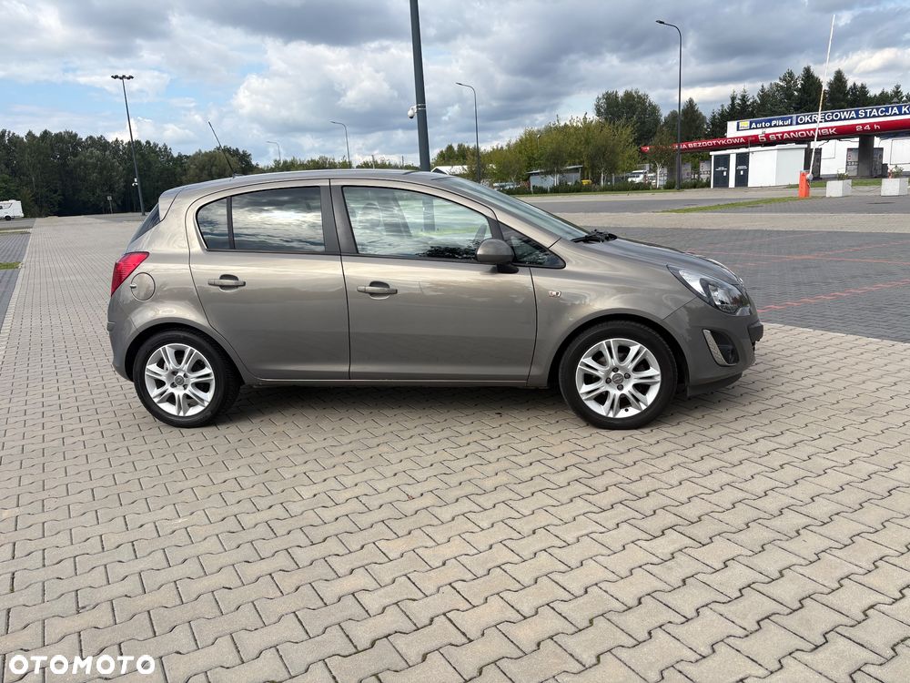 Opel Corsa 1.4 T Cosmo S&S - 3