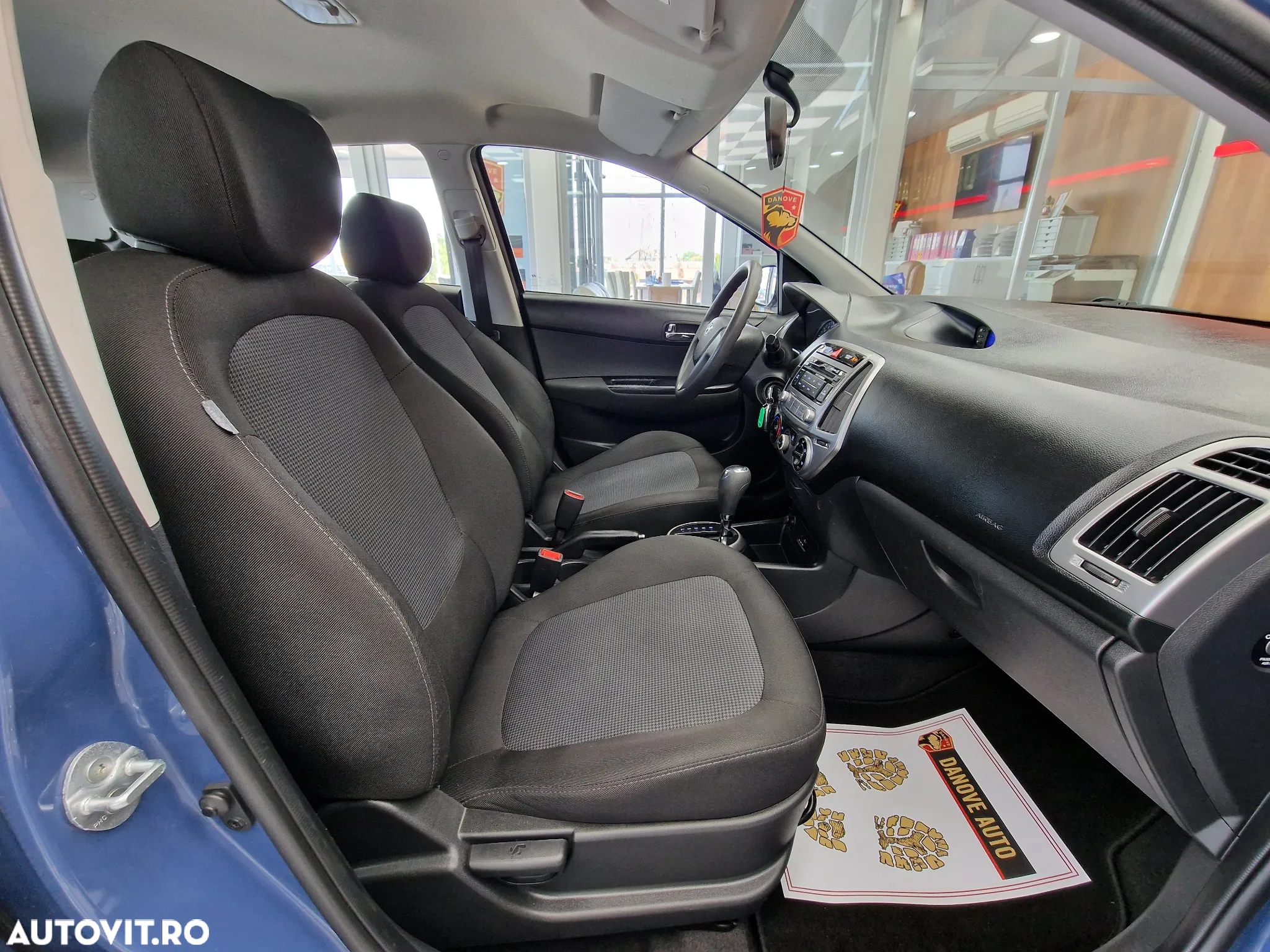 Hyundai i20 1.4 Automatik Style - 14