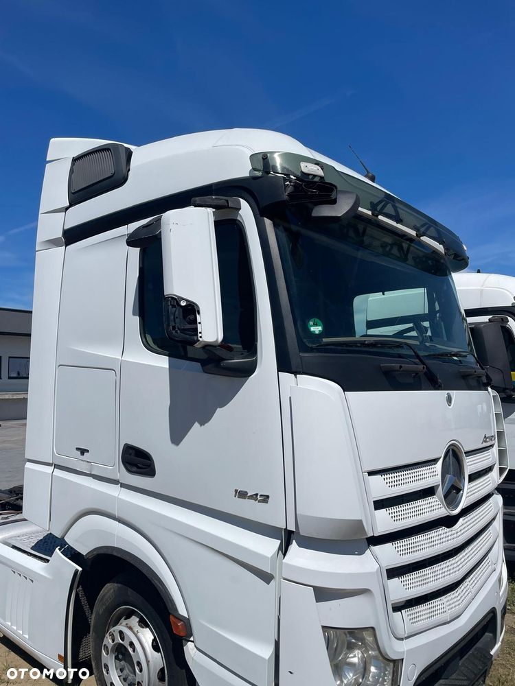 Kabina Mercedes-Benz ACTROS MP4 Kompletna - 1