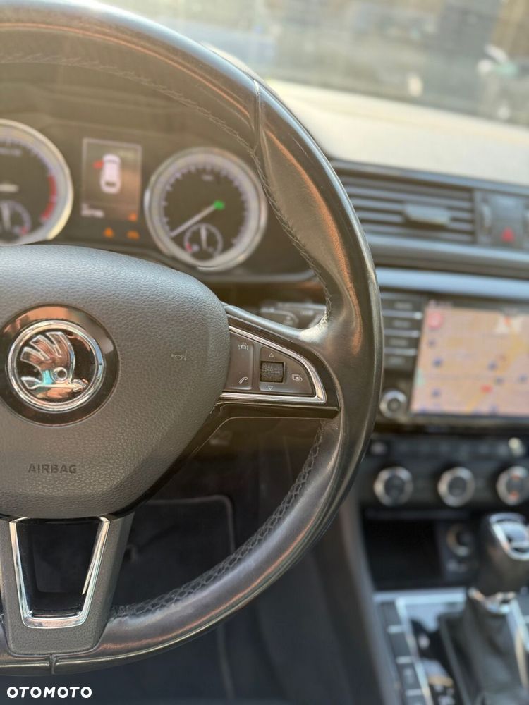 Skoda Superb 2.0 TSI 4x4 L&K DSG - 18