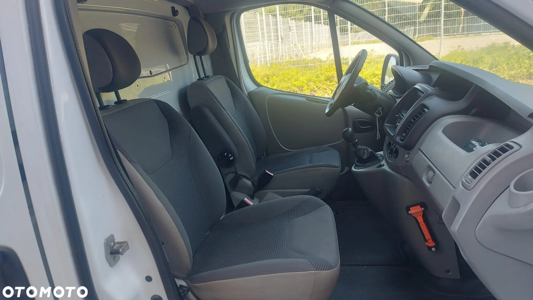 Opel Vivaro - 13