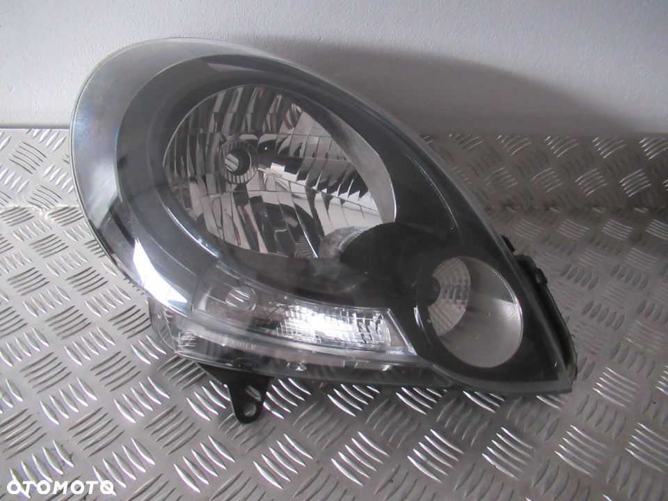 LAMPA PRZEDNIA PRZÓD PRAWA RENAULT KANGOO II 2 2007-2013 rok - 1