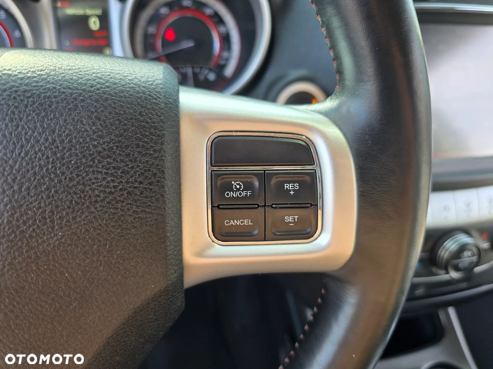 Dodge Journey - 30