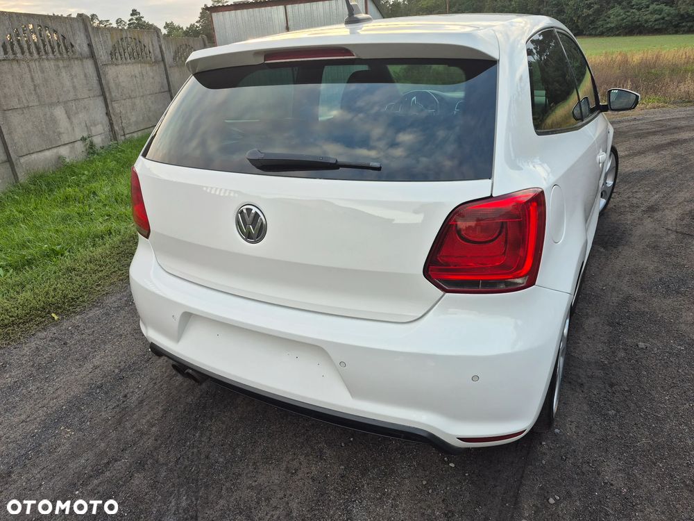 Volkswagen Polo 1.4 DSG GTI - 22