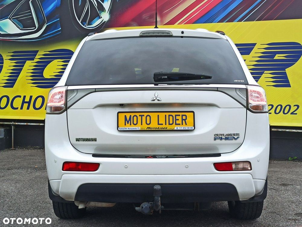 Mitsubishi Outlander - 5