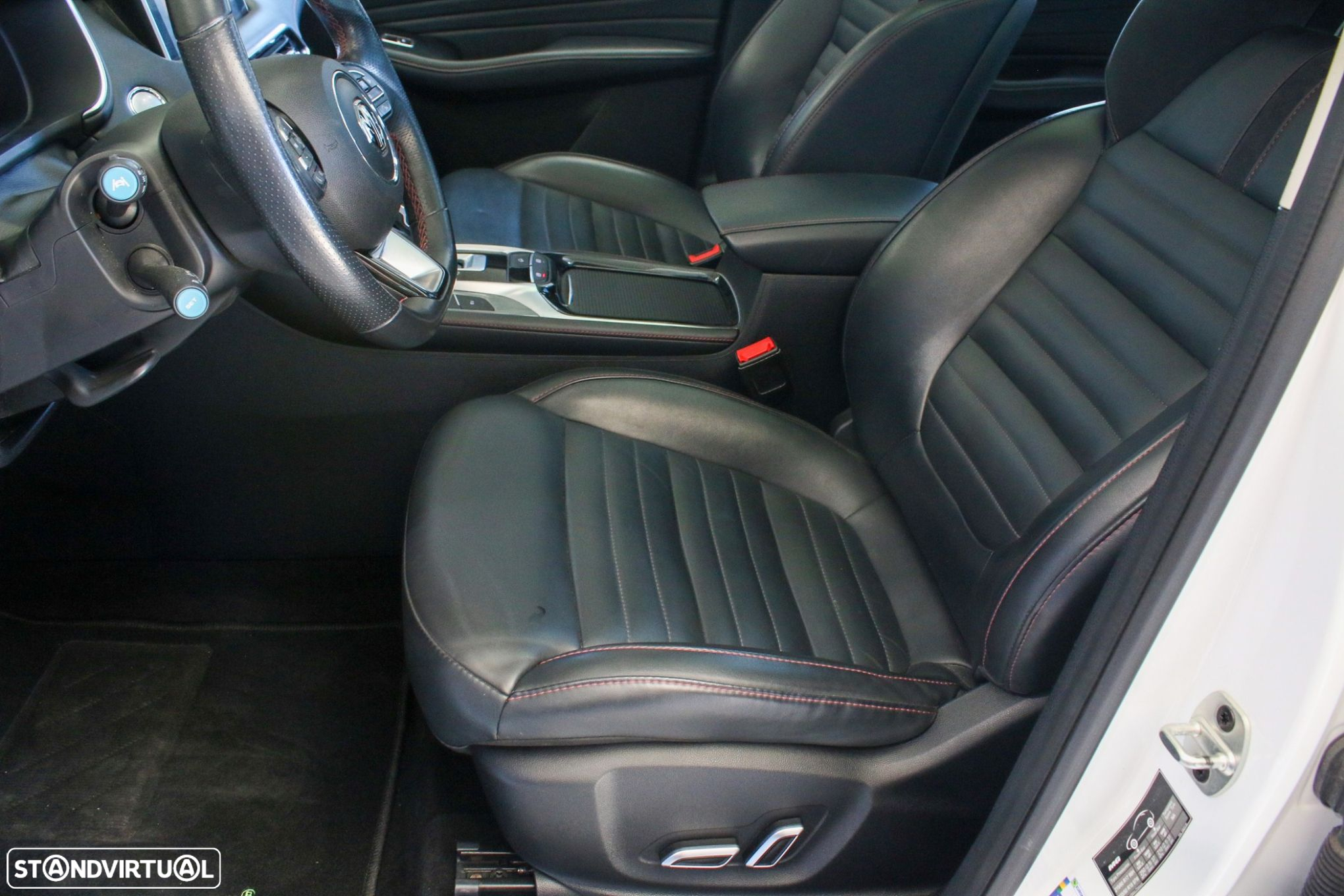 MG EHS 1.5 T-GDI Plug-in Hybrid Luxury - 21