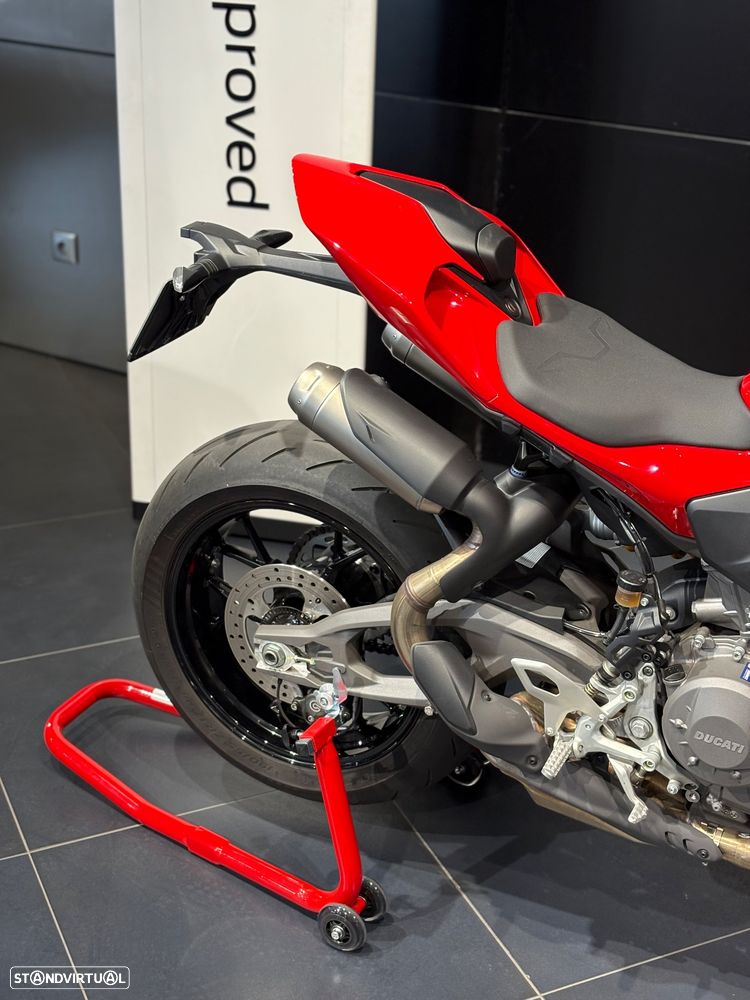 Ducati Streetfighter V2 S - 7