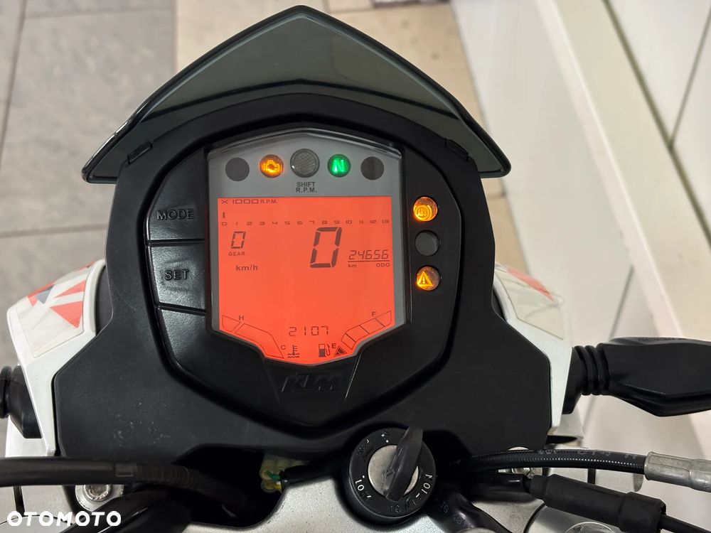KTM Duke 125 - 11