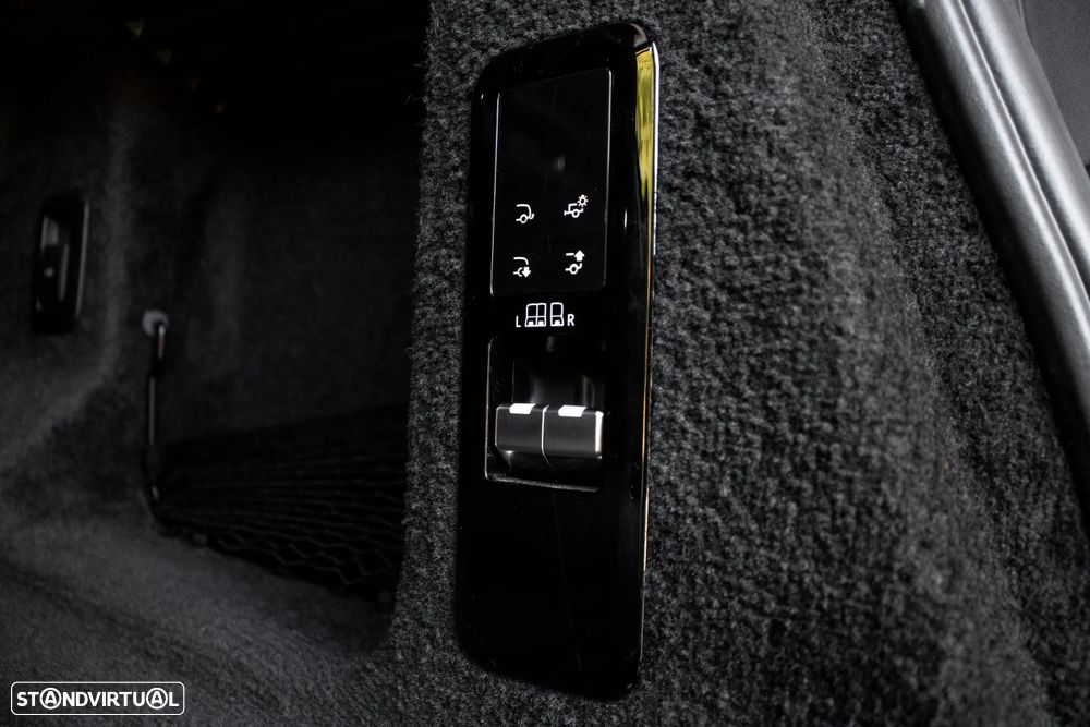 Land Rover Range Rover Sport P440e Dynamic HSE - 33