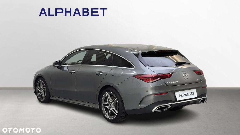 Mercedes-Benz CLA 250 4-Matic AMG Line 7G-DCT - 4