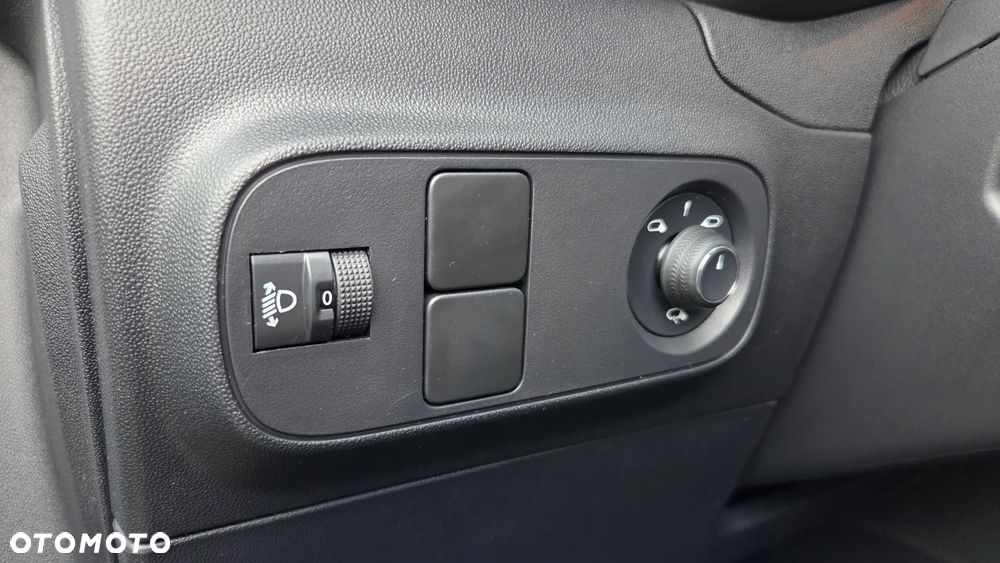 Citroën C3 1.2 PureTech Shine - 21