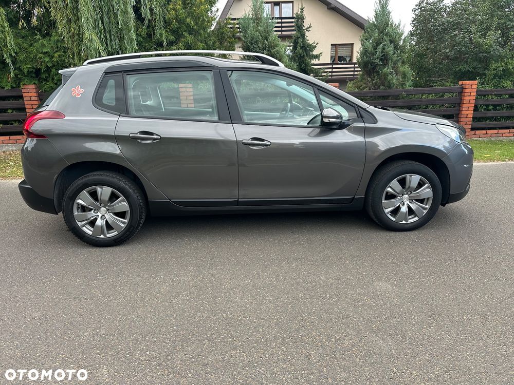 Peugeot 2008 - 11