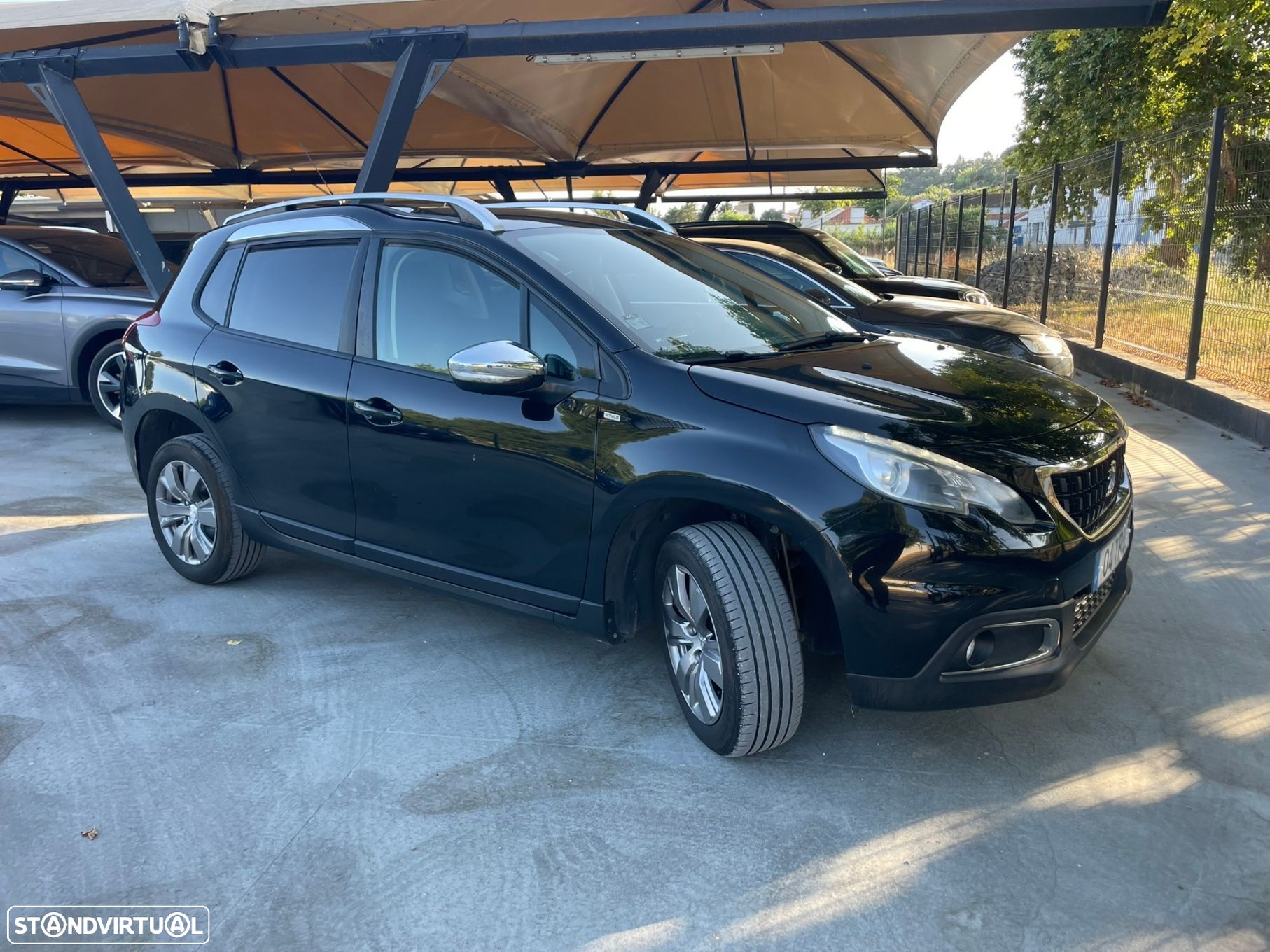 Peugeot 2008 1.2 PureTech Style - 1