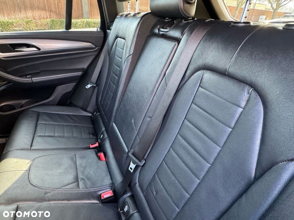 BMW X3 xDrive30i M Sport - 24