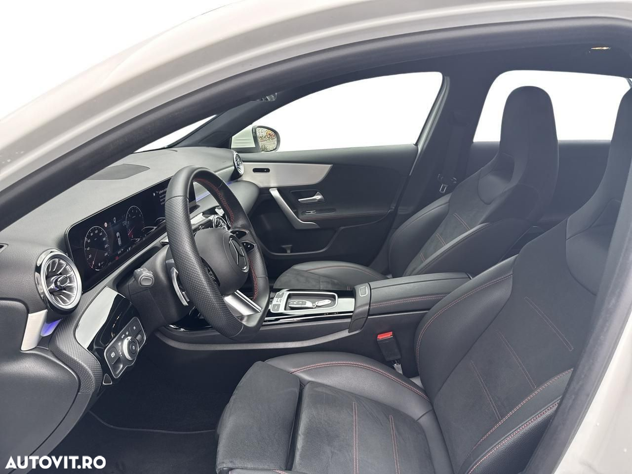Mercedes-Benz A 180 MHEV 7G-DCT - 14