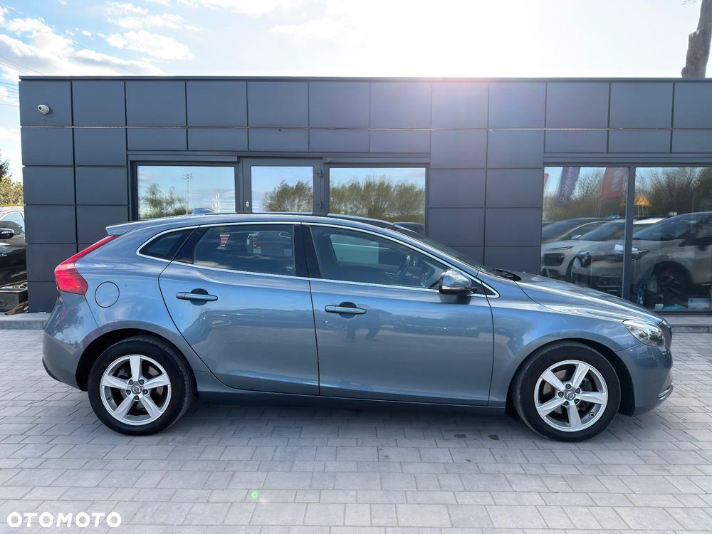 Volvo V40 D2 R-Design Momentum - 23