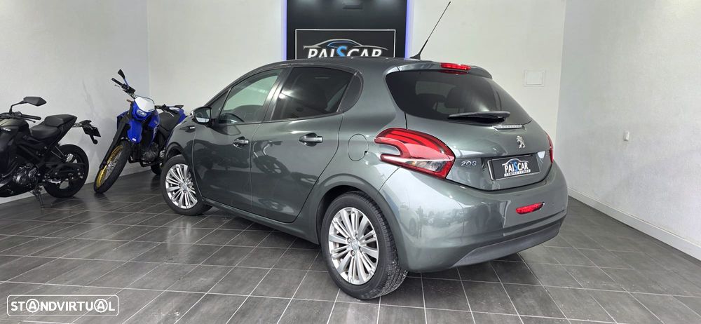 Peugeot 208 1.2 VTi Allure - 5