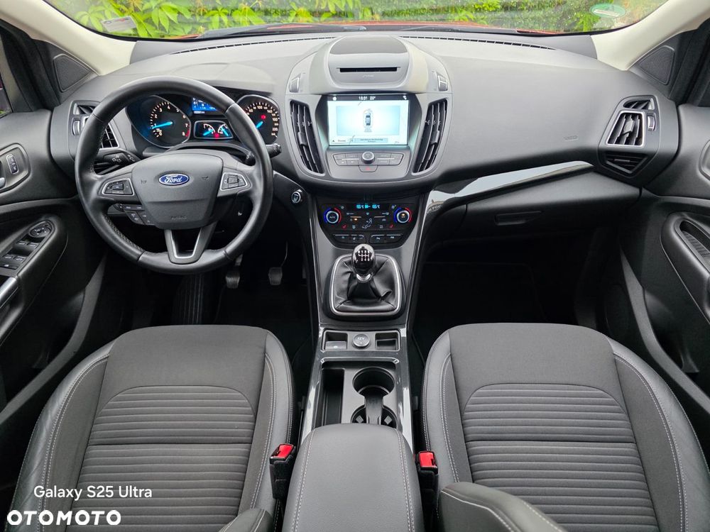 Ford Kuga 1.5 EcoBoost 2x4 Individual - 14