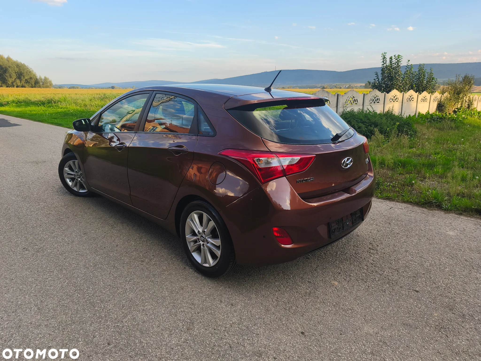 Hyundai i30 1.4 Intro Edition - 3