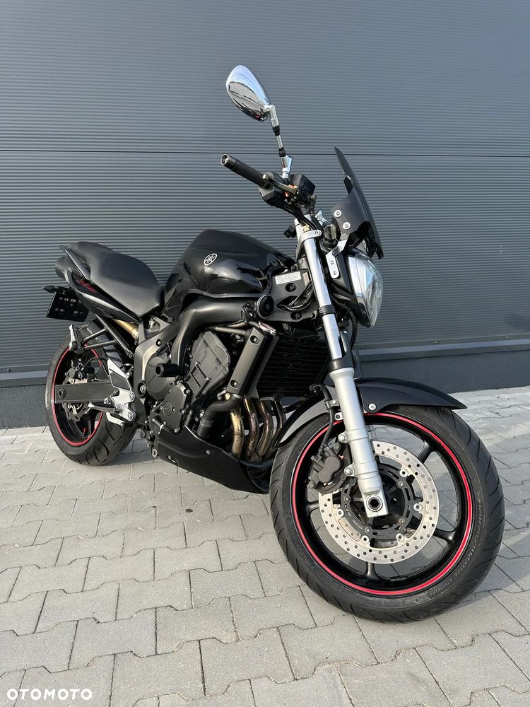 Yamaha FZ6 - 1