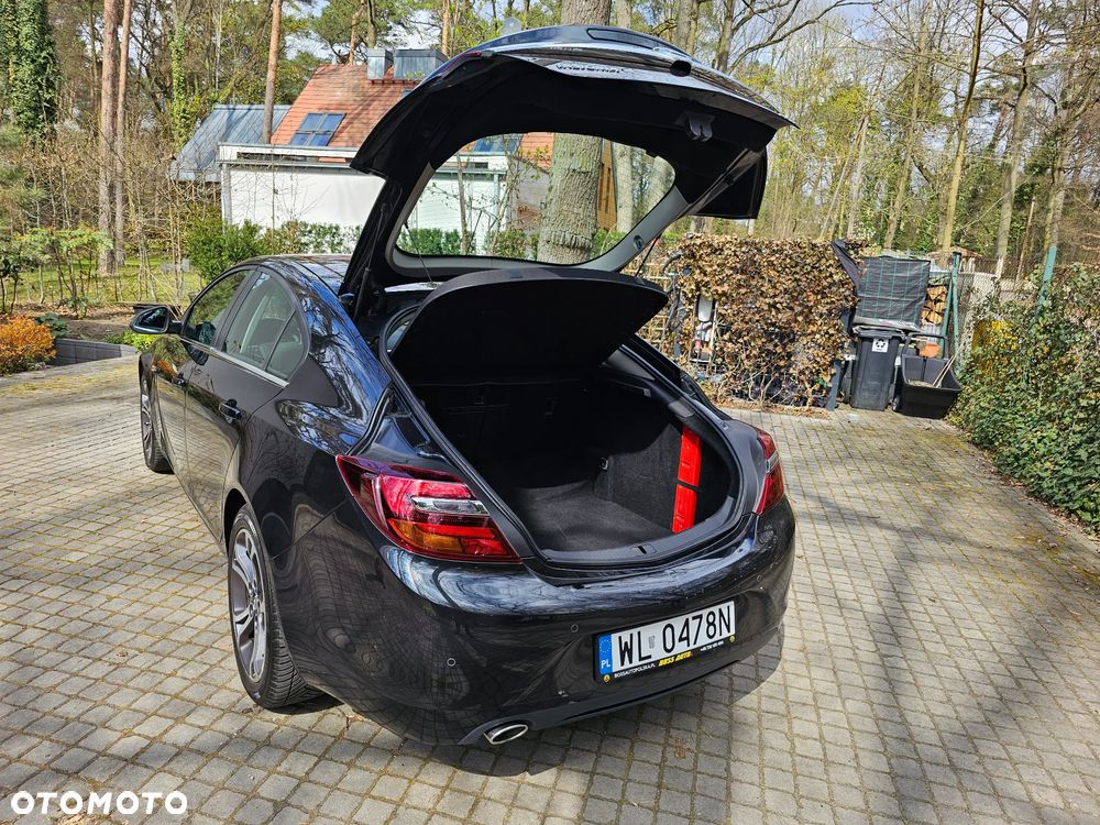 Opel Insignia 2.0 CDTI Cosmo S&S - 18