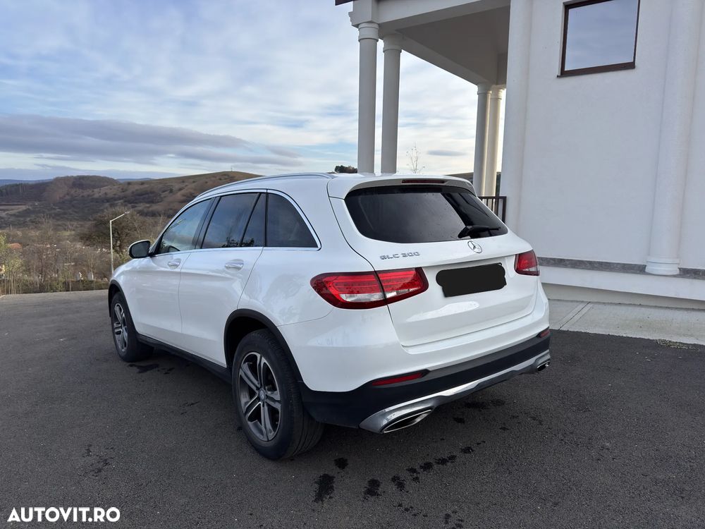 Mercedes-Benz GLC - 3