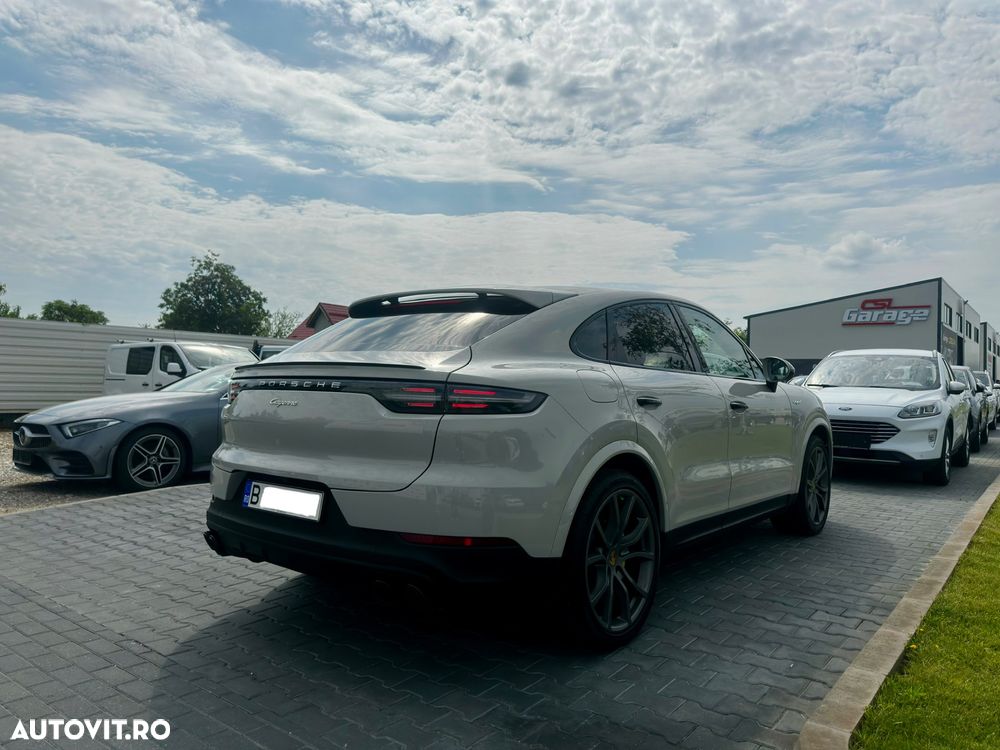 Porsche Cayenne Coupe E-Hybrid Tiptronic S - 9