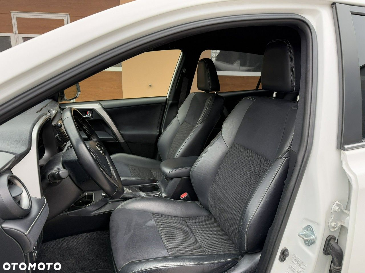 Toyota RAV4 2.5 4x2 Hybrid Edition - 22