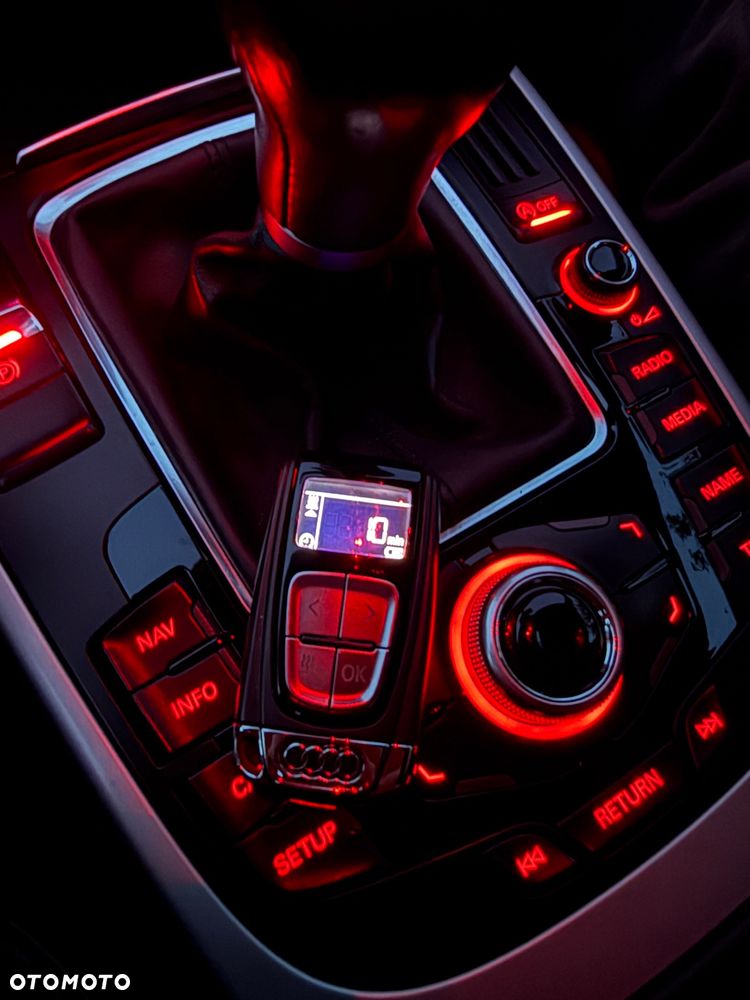 Audi A4 Avant 2.0 TDI Quattro - 19