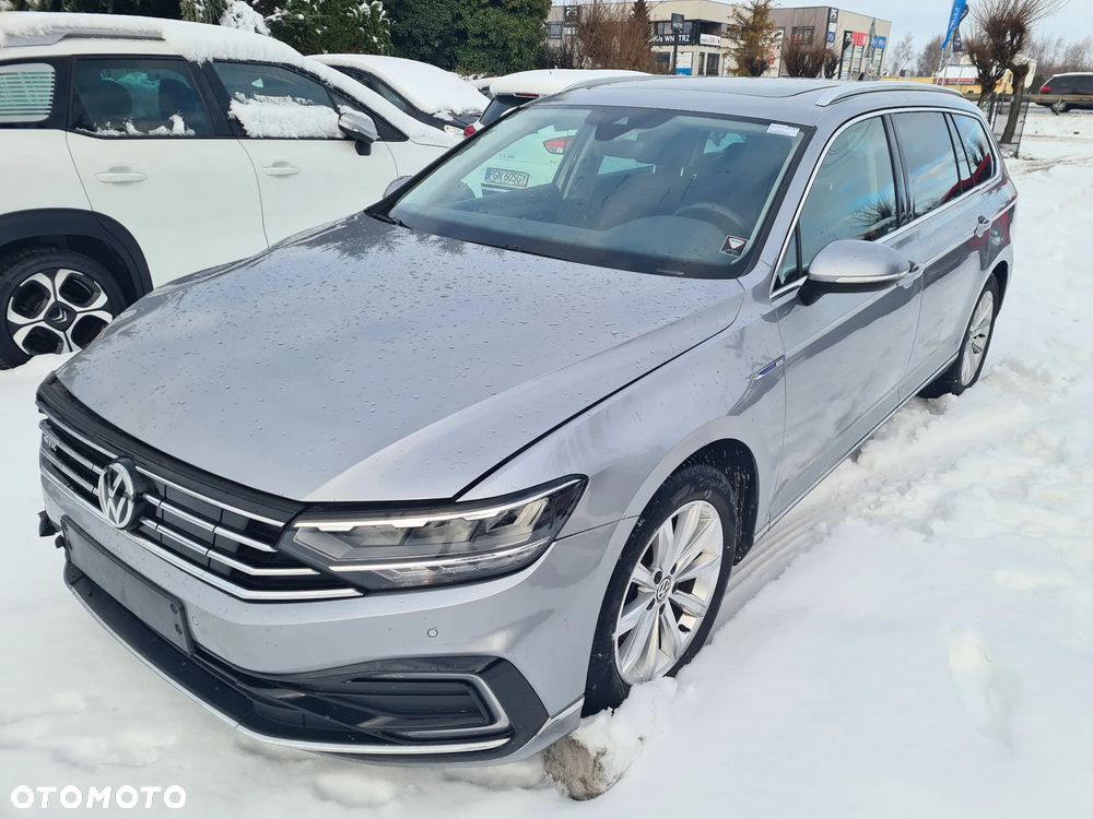 Volkswagen Passat 1.4 TSI DSG GTE - 1