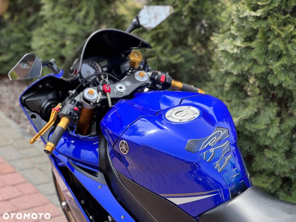 Yamaha YZF - 16