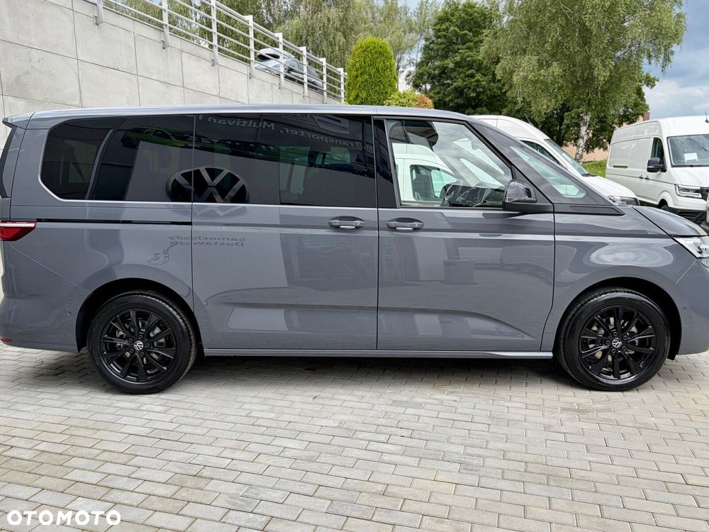 Volkswagen Multivan - 9